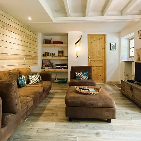 Ferienhaus Coume A - 4 Etoiles - Charme Et Nature Vallee D Ossau Lys (Pyrenees-Atlantiques)