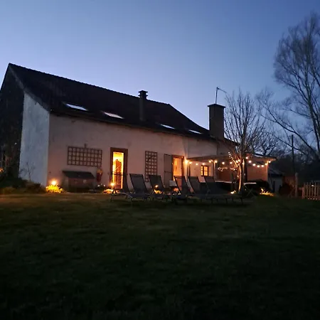 Coume A Case - Maison De Charme 4 Etoiles - Piscine Et Spa - Vallee D'Ossau בית נופש Lys (Pyrenees-Atlantiques)